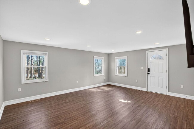 Photo - 17930 Beech Ln