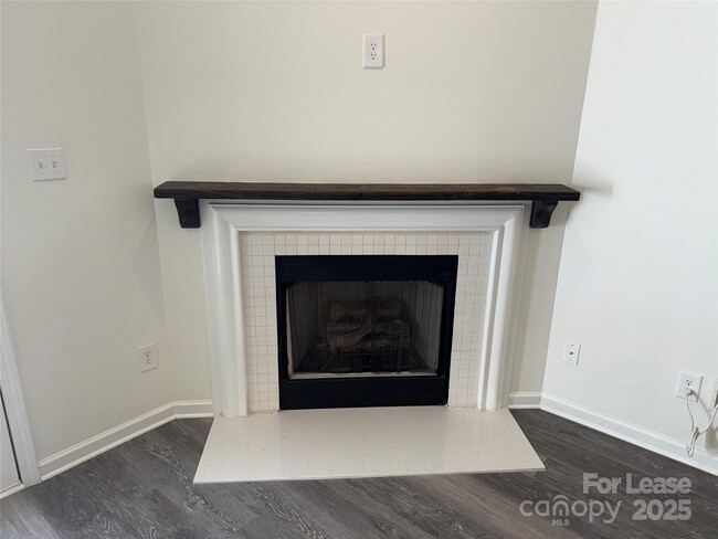 Photo - 5325 Silabert Ave Townhome