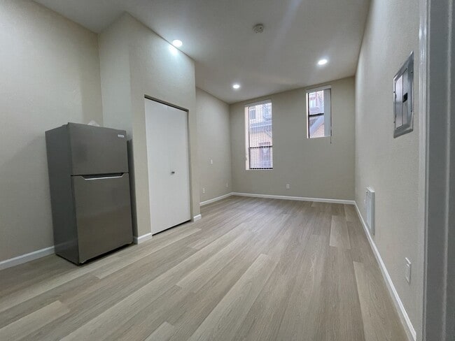 Photo - 1010 Grant Ave Unidad 26