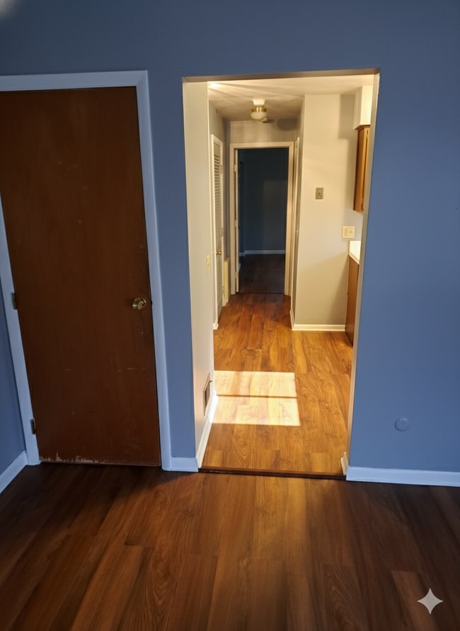 1319 Chardon Ct Unit D