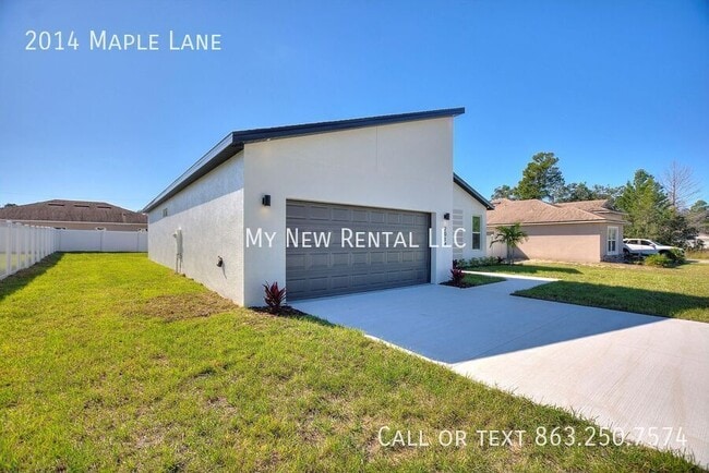 Photo - 2014 Maple Ln