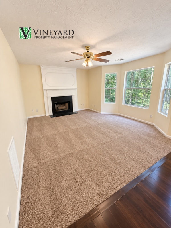 3713 Crescent Hill Ln