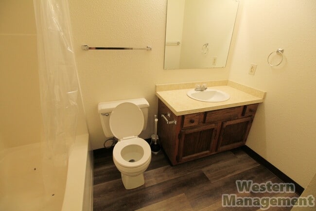 Bathroom - 1221 Yellowstone Ave Unit #A