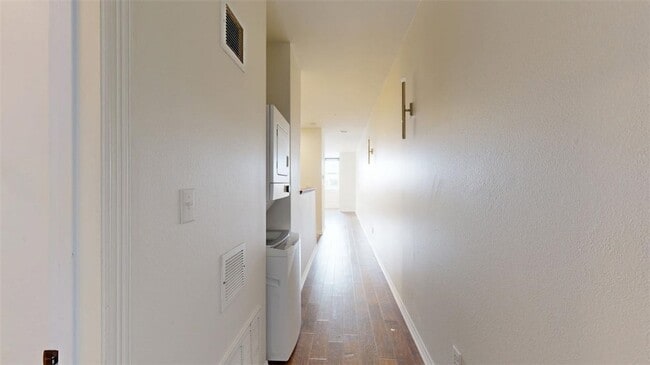 Photo - 206 N Main St Unit 122