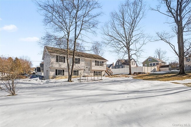 Photo - 25 Clinton St