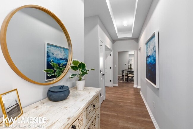 Photo - 8505 Valley Dr