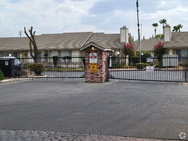 Building Photo - 1836 Merced Ave Rental