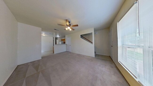 Photo - 2 WEEKS FREE RENT IN A 3 BEDROOM TOWNHOUSE AT $950!
