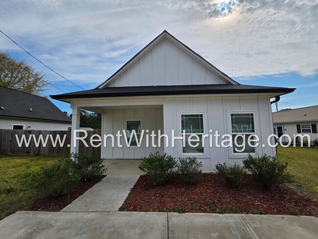 Photo - Awesome Ranch / Popular Carrollton Schools/ Near Adamson Square