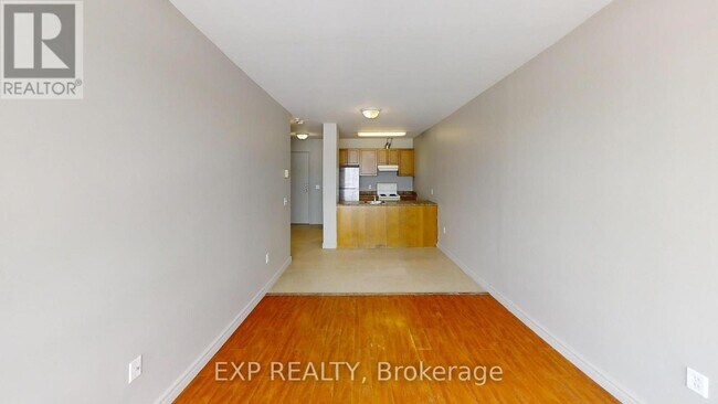 Photo - 95 Barrie Rd