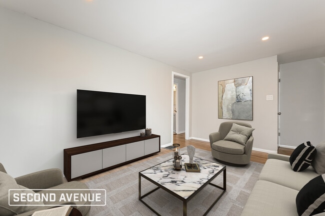 Photo - 1886 Anderson Ave