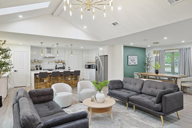 1208 Mayleaf Dr Unit SI ID1019631P