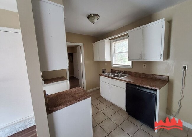 Photo - 4095 Kenosha Rd