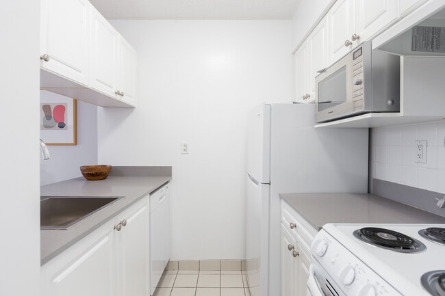 Photo - Harbourview Unit 01007