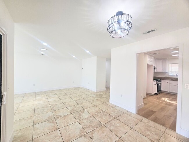 Photo - Single Story Senior Home 55+ community- Newly Remodeled- Ready To Move In.