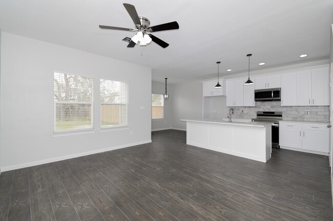 Building Photo - 4719 19th St Unit B