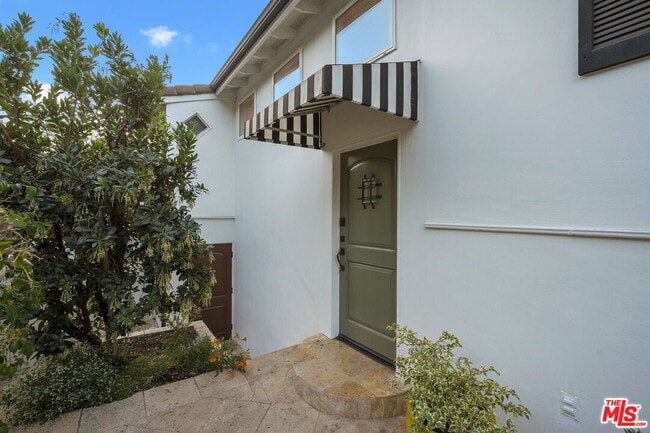 Photo - 2319 Outpost Dr