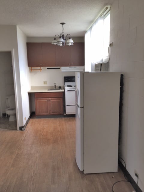 Photo - Varsity Villa Studio with 1 parking - Avail now!