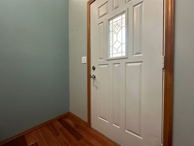 Photo - 401 Park Creek Ct