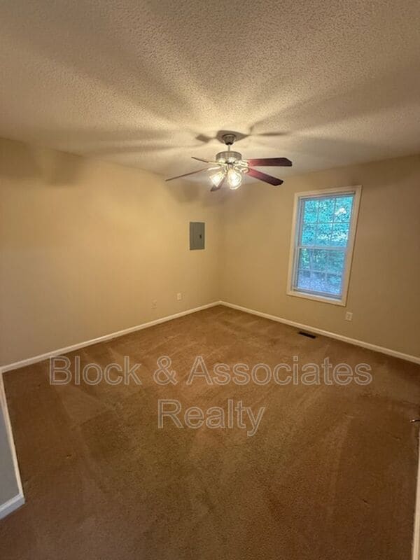 Photo - 1818 Saddlewood Ct Unit Apt. B