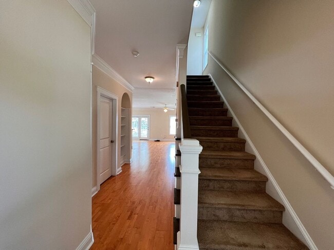 Photo - 4 Bedroom House in The Retreat South!