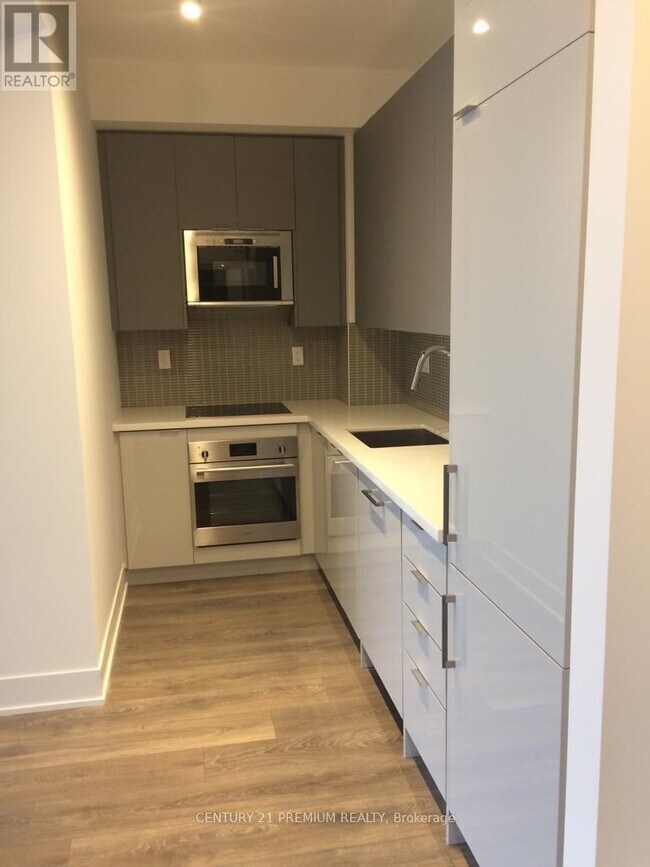 Photo - 2908 Hwy 7 Unité 314