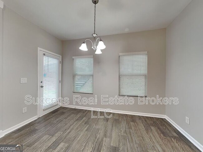Photo - 65 Timberland Trace Way