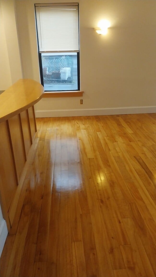 Photo - 135 Main St Unit #1