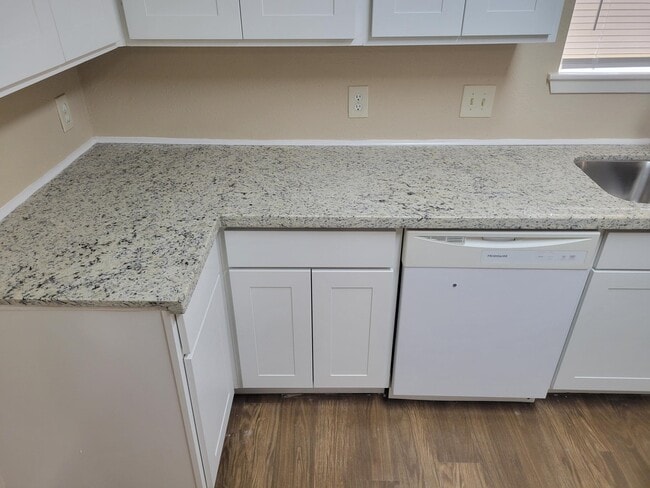 Photo - 9915 Towne Brook Ln