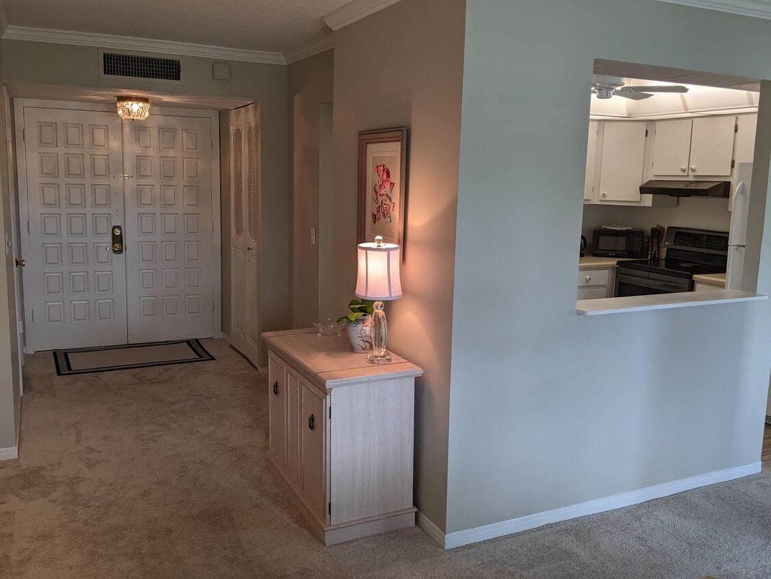 Photo - 1800 SE Saint Lucie Blvd (Stuart, FL)