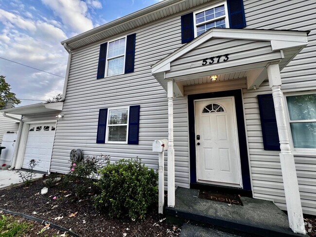 Building Photo - Beautiful home in the heart of Norfolk