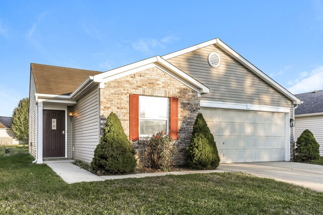 Building Photo - 8561 Bluff Point Dr