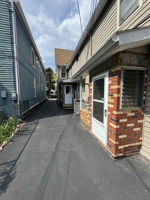 Rear Apartment - 109 Plymouth Ave Unit 2