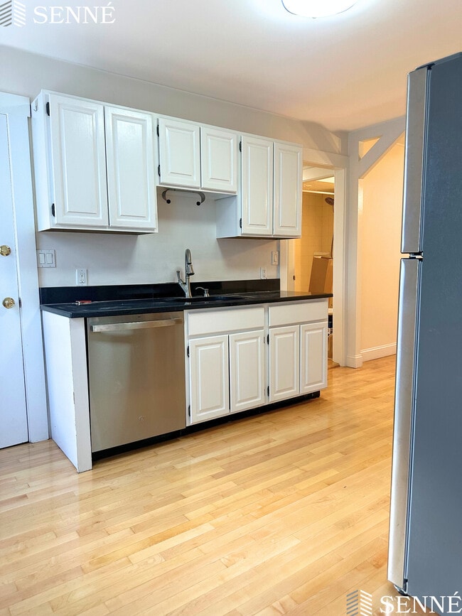 Photo - 36 Florence St Unit 36 Florence St. #1