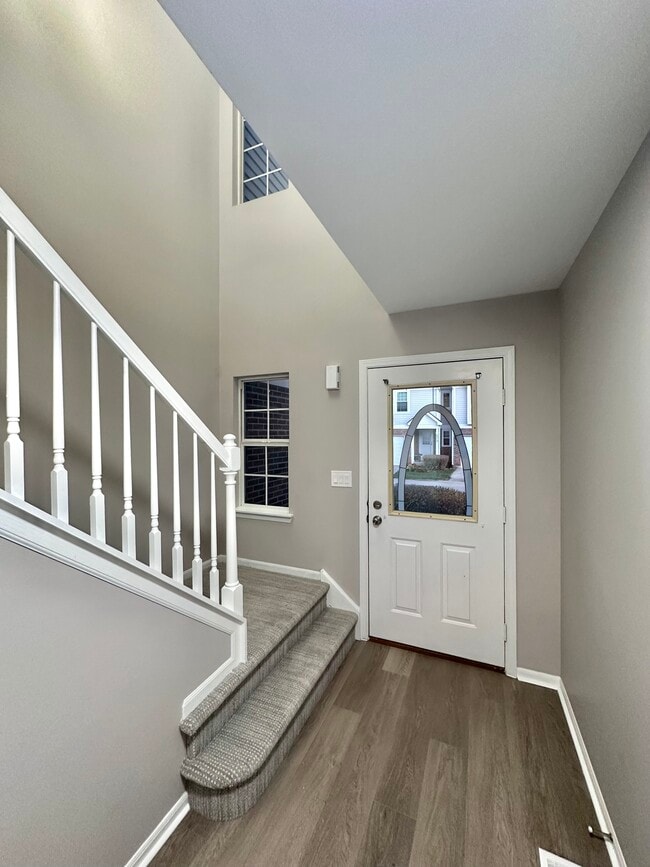 Photo - 652 E Whispering Oaks Ct