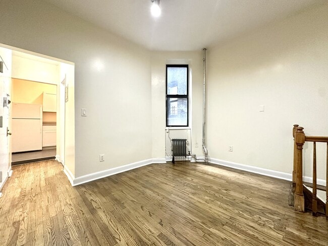 Photo - 3133 Broadway Apartment Unit 1