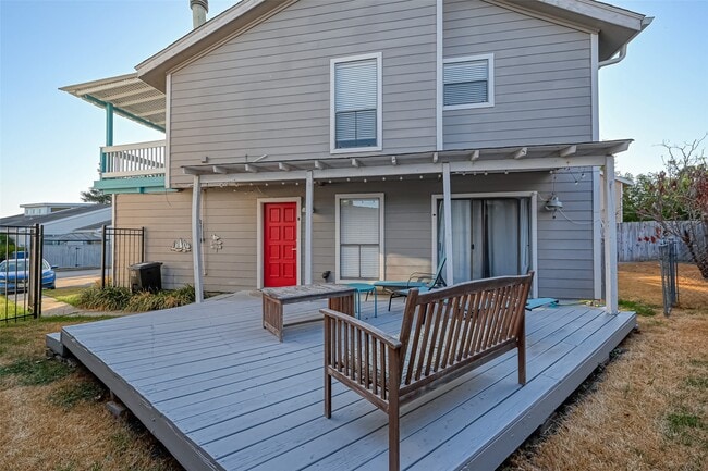 Photo - 88 Lakeview Village