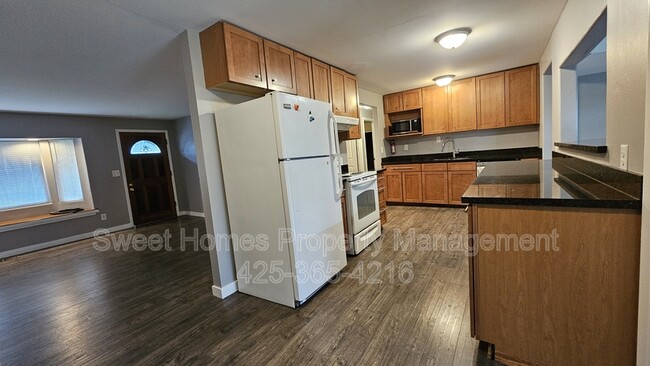 12828 111th Ave NE