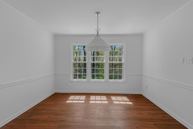 Photo - 1646 Stowe Rd