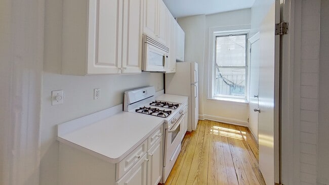 Photo - 234-236 Thompson Street