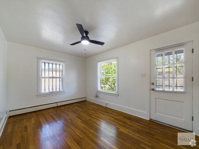 Building Photo - Acequia Madre -452 Unit 2 Rental