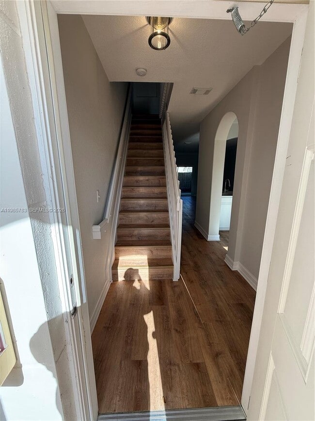 Photo - 15750 SW 92nd Ave