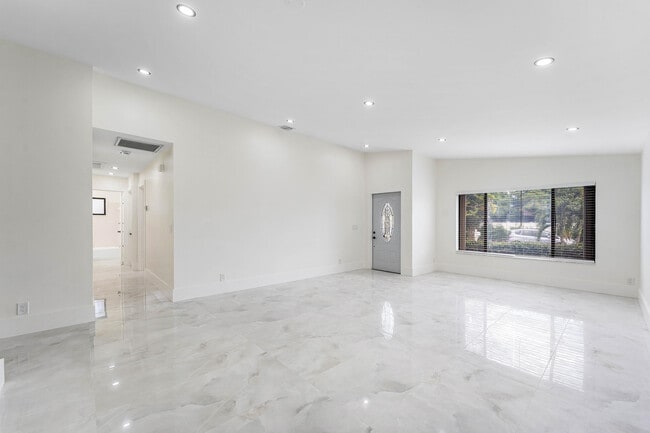 Photo - 1531 SW 102nd Terrace