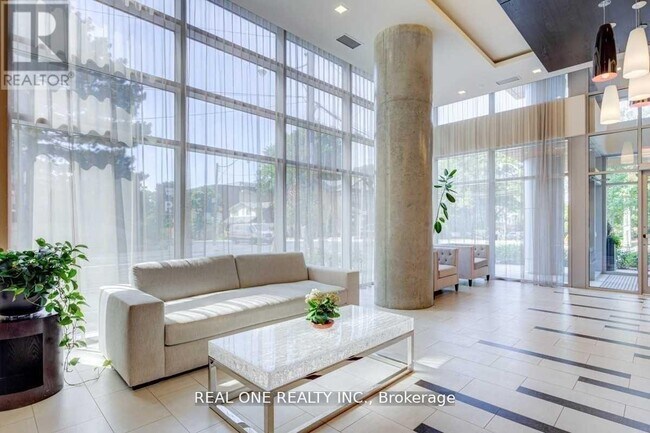 Photo - 58 Orchard View Blvd Unit 1011