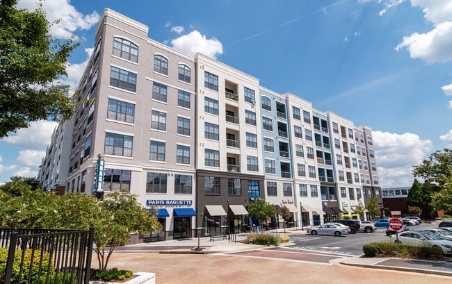 Photo - Flats at Perimeter Place