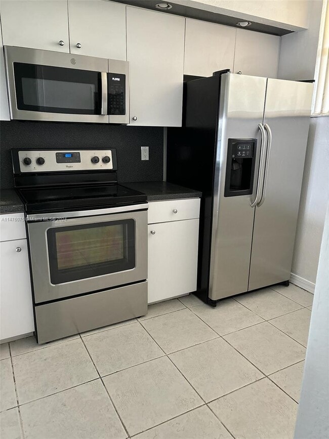 Photo - 112 Lake Emerald Dr Unit 207