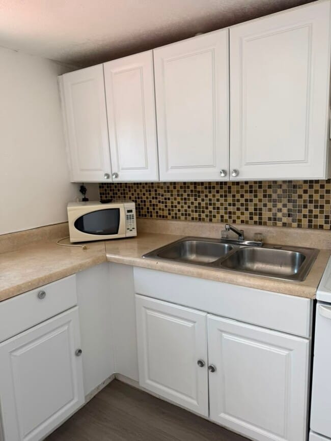 Photo - 145 NW 42nd St