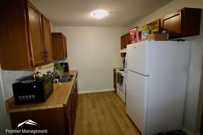 Photo - 2013/2015 Shirley Unit 2015 Shirley Ln.