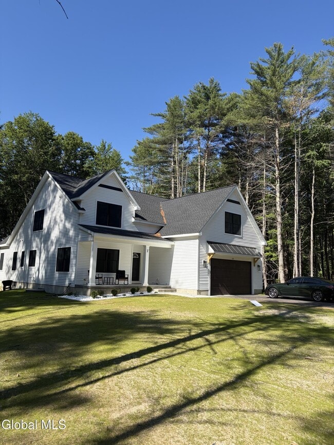 Photo - 622 Acland Blvd