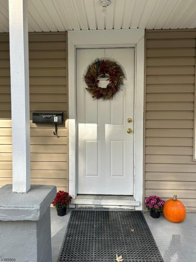 Photo - 129 Bergen St